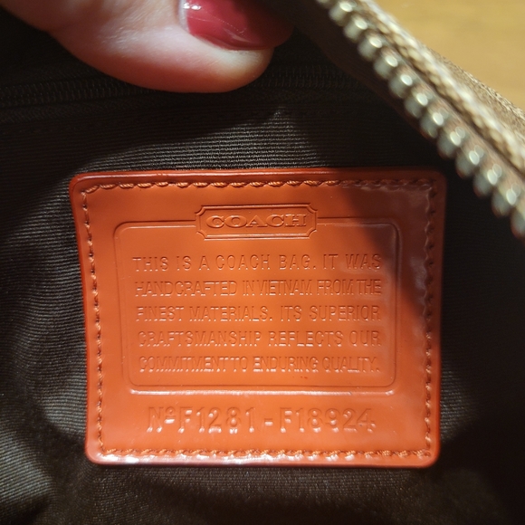 Coach purse - Picture 4 of 5